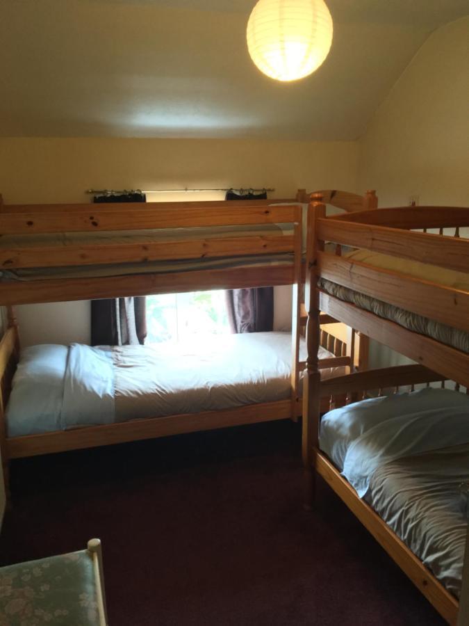Pantyrathro International Hostel Carmarthen Exterior photo